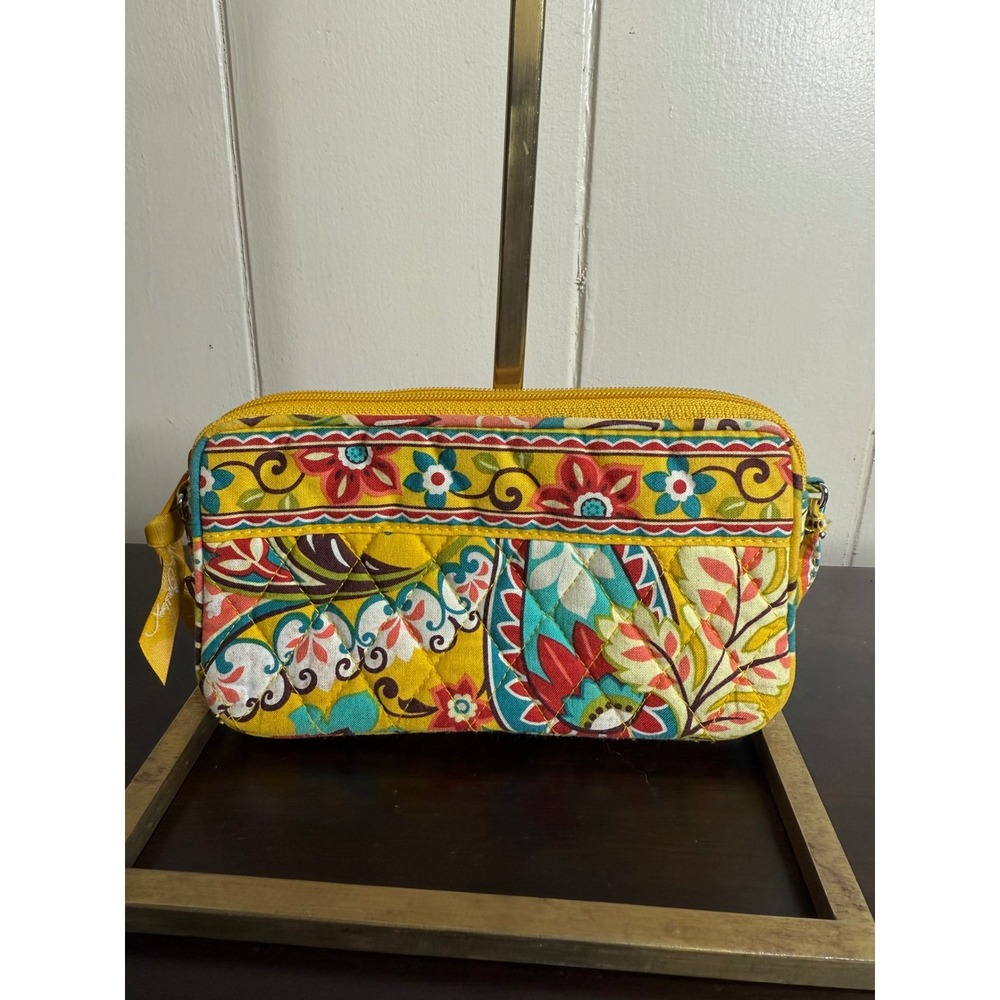 Vera Bradley Shoulder Bag Women's Floral Quilted Crossbody Small Wristlet Inside - Picture 7 of 16